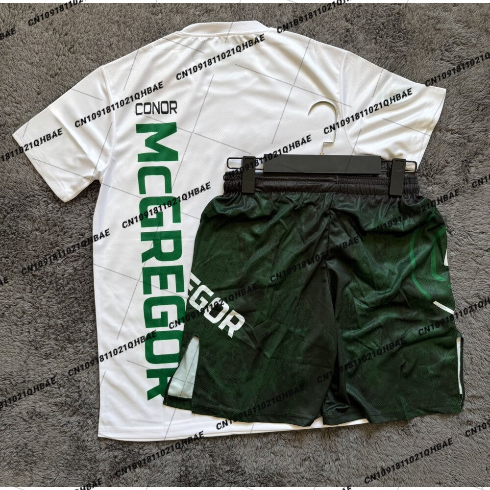 ชุดเสื้อยืดและกางเกงขาสั้น Con - Sports Equipment Set บทวิจารณ์และราคา